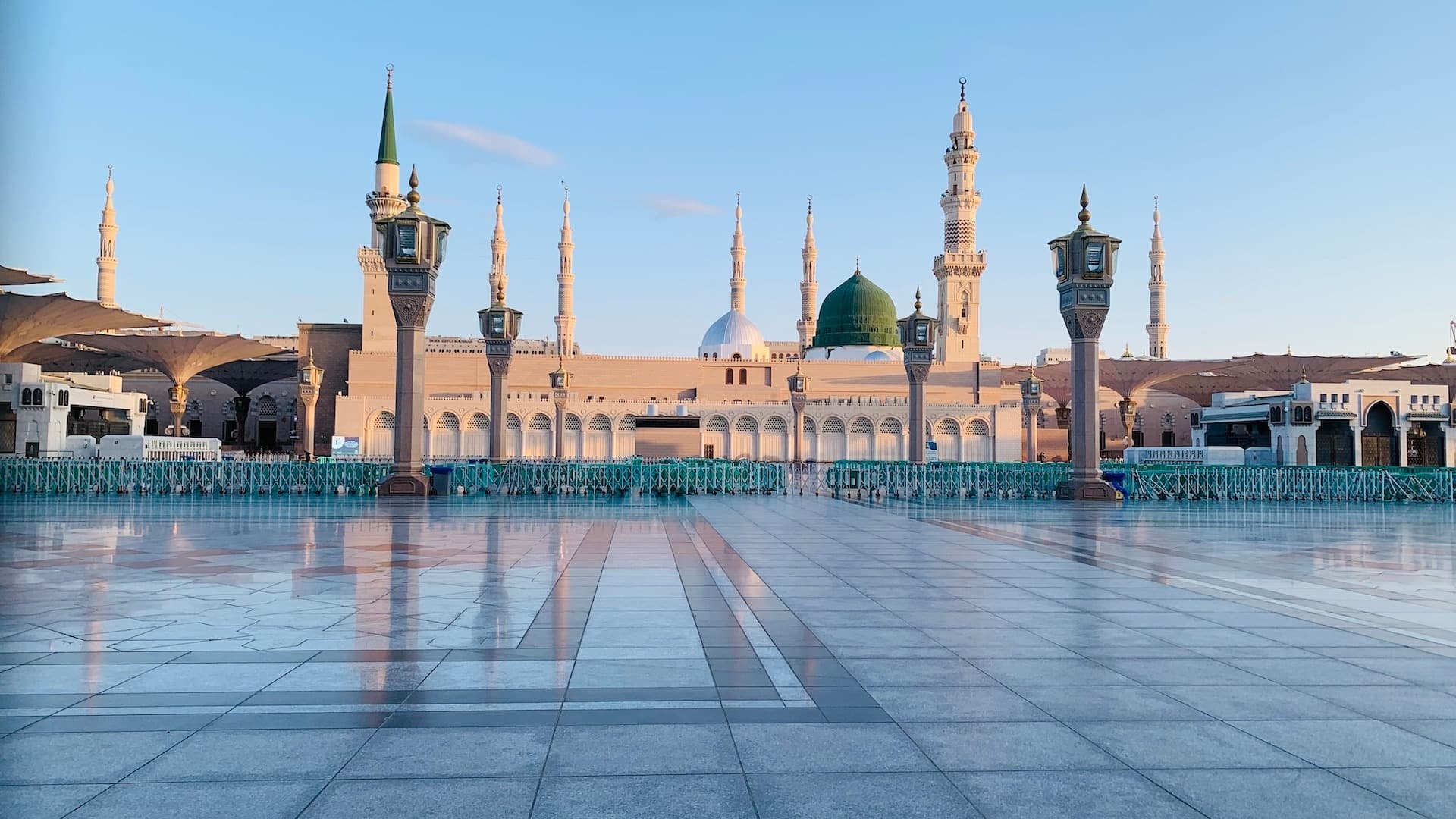 Nabi Ka Lab Par Naat Sharif by Muhammad Waqas Raza