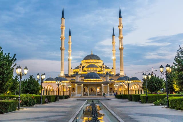 Is Karam Ka Karoon Shukar Kaise Ada